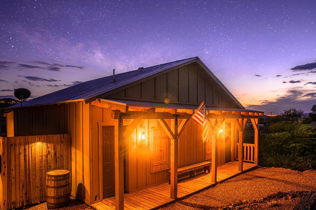 -Pet Friendly- Miners Cabin #5 -Two Double Beds - Private Balcony Tombstone Exterior photo